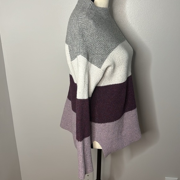 Staccato Women’s Purple/Gray Long Sleeve Mock Neck Sweater Top Sz M - Picture 2 of 6